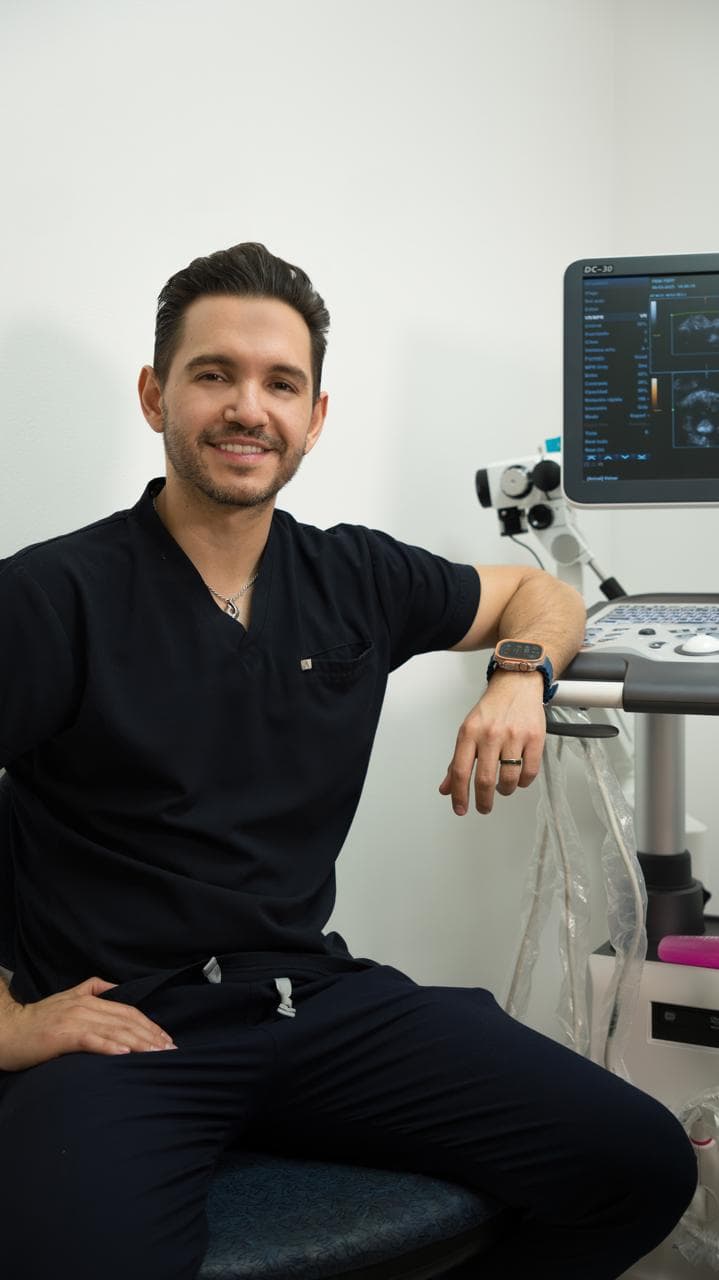 Dr. Diego Azpeitia - Ginecología y Fertilidad Humana